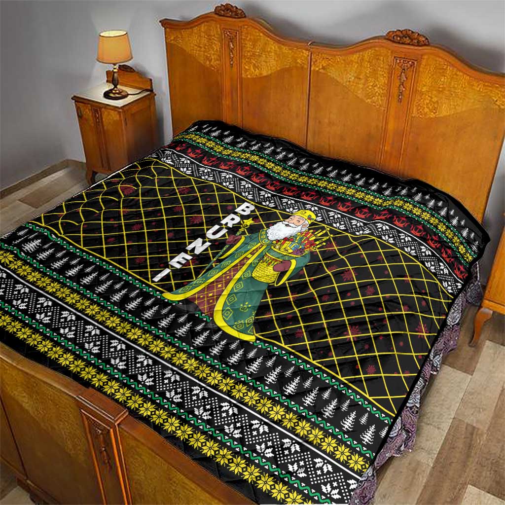 Brunei Christmas Quilt with Traditional Santa Gift Basket and Black Yellow Red Holiday Pattern - Wonder Print Shop