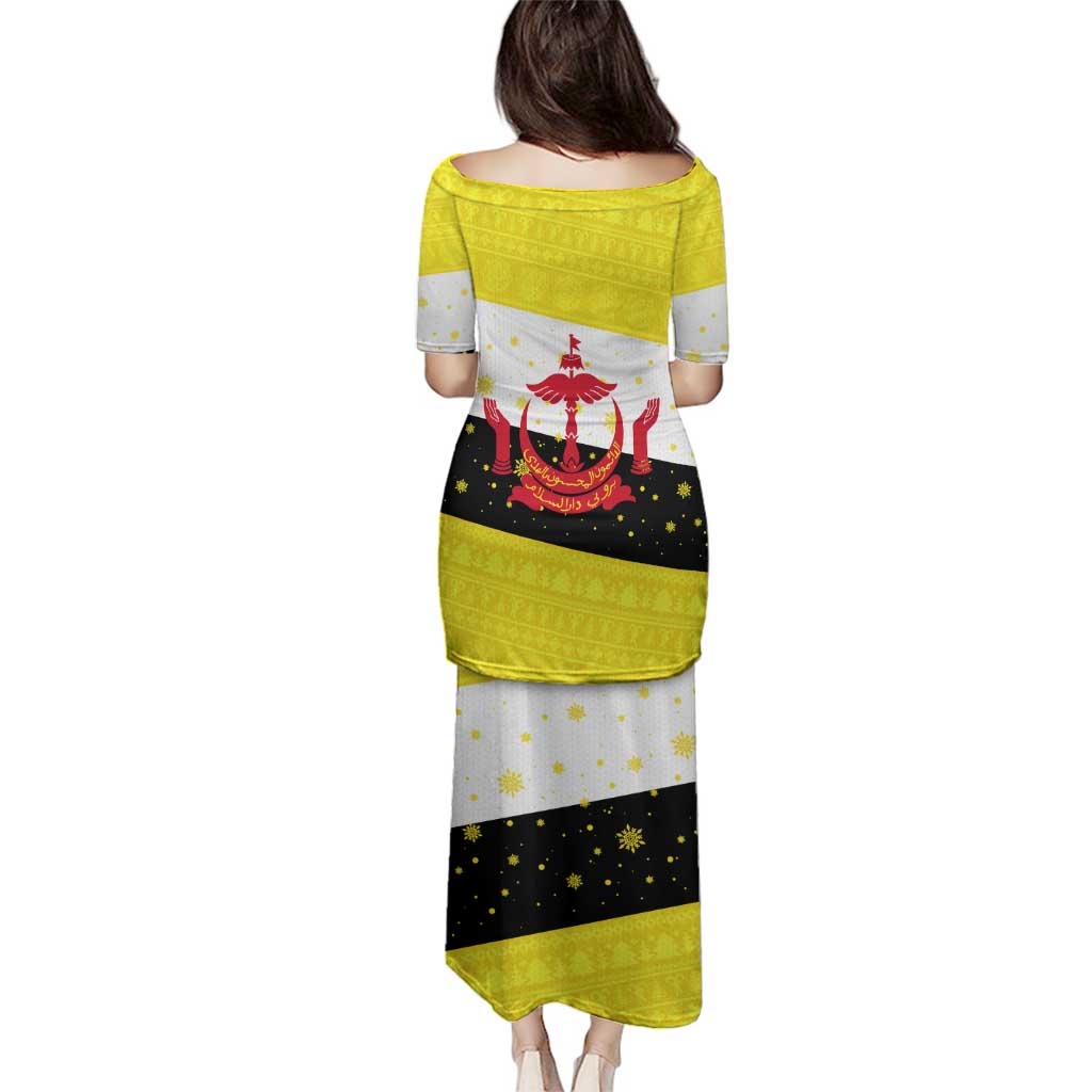 Brunei Christmas Family Matching Puletasi and Hawaiian Shirt with Cartoon Monkey Santa Hat Candy Cane and Yellow Black Flag Pattern - Wonder Print Shop