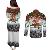 Iraq Christmas Couples Matching Puletasi and Long Sleeve Button Shirt with Santa Carrying Gift Bag Flag Garland and Snowflake Plaid Pattern - Wonder Print Shop