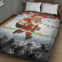 Iraq Christmas Quilt Bed Set with Santa Carrying Gift Bag Flag Garland and Snowflake Plaid Pattern - Wonder Print Shop