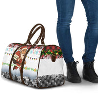 Iraq Christmas Travel Bag with Santa Carrying Gift Bag Flag Garland and Snowflake Plaid Pattern - Wonder Print Shop