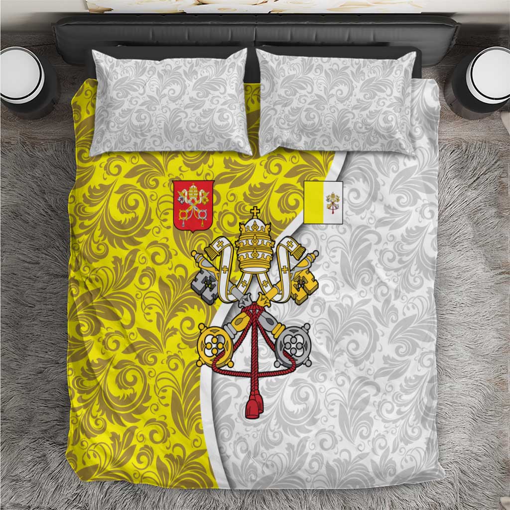 Vatican City Bedding Set Papal Keys & Tiara Emblem with Gold Baroque Pattern