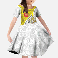 Vatican City Family Matching Off Shoulder Maxi Dress and Hawaiian Shirt Papal Keys & Tiara Emblem with Gold Baroque Pattern