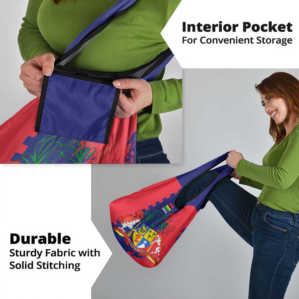 Mauritius Grocery Bag National Emblem Integrated with Country's Shape – Symbolic Design