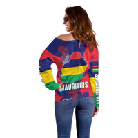 Mauritius Off Shoulder Sweater National Emblem Integrated with Country's Shape – Symbolic Design