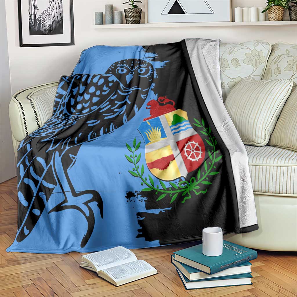 Aruba's Mascot Blanket Blended with National Flag Details – Symbolic Design