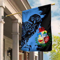 Aruba's Mascot Garden Flag Blended with National Flag Details – Symbolic Design