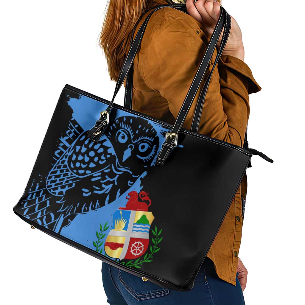 Aruba's Mascot Leather Tote Bag Blended with National Flag Details – Symbolic Design
