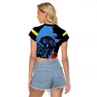 Aruba's Mascot Raglan Cropped T Shirt Blended with National Flag Details – Symbolic Design