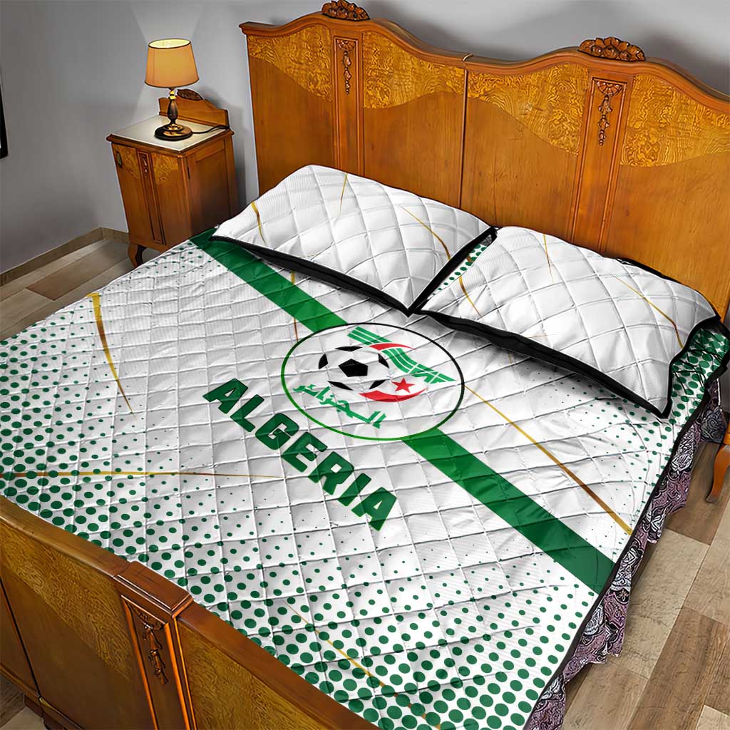 Algeria Soccer Quilt Bed Set with Desert Warriors Text and National Flag Design