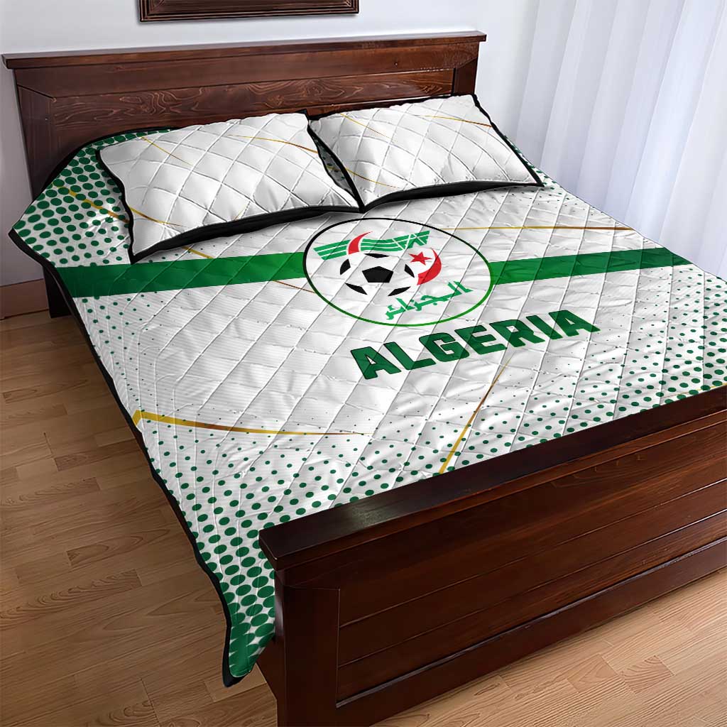 Algeria Soccer Quilt Bed Set with Desert Warriors Text and National Flag Design