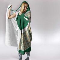 Algeria Hooded Blanket with Arabic Calligraphy and Traditional Pattern Design