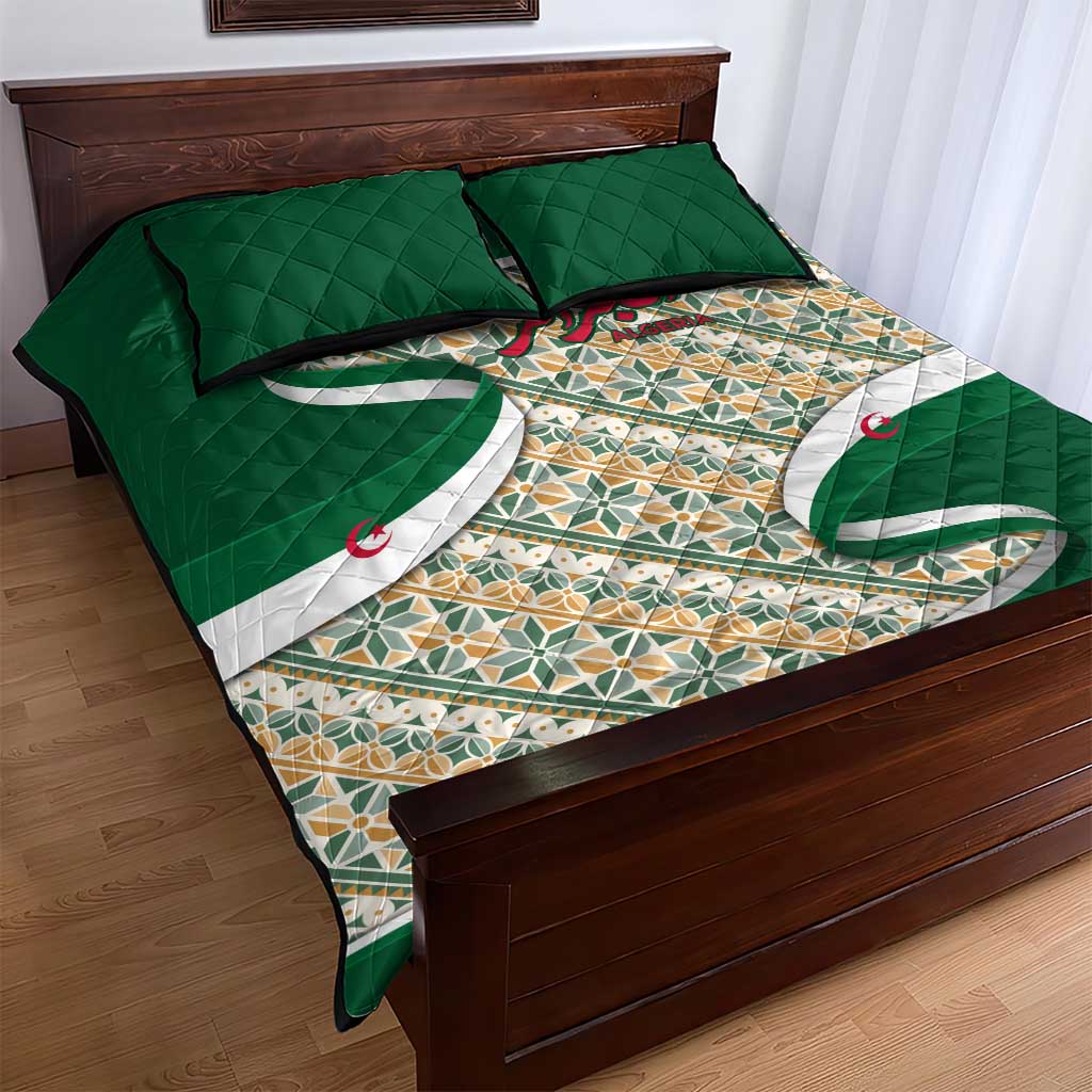 Algeria Quilt Bed Set with Arabic Calligraphy and Traditional Pattern Design