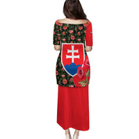 Slovakia Coat of Arms Puletasi with Red Poppy Flowers and Bold Flag Colors Design - Wonder Print Shop