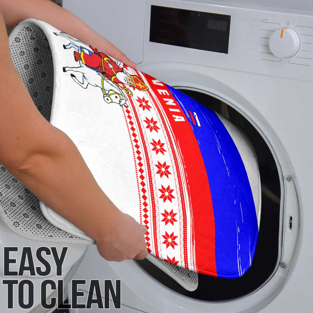 Slovenia Christmas Bathroom Set with Saint Nicholas White Horse Snowflake Pattern and National Flag Design - Wonder Print Shop