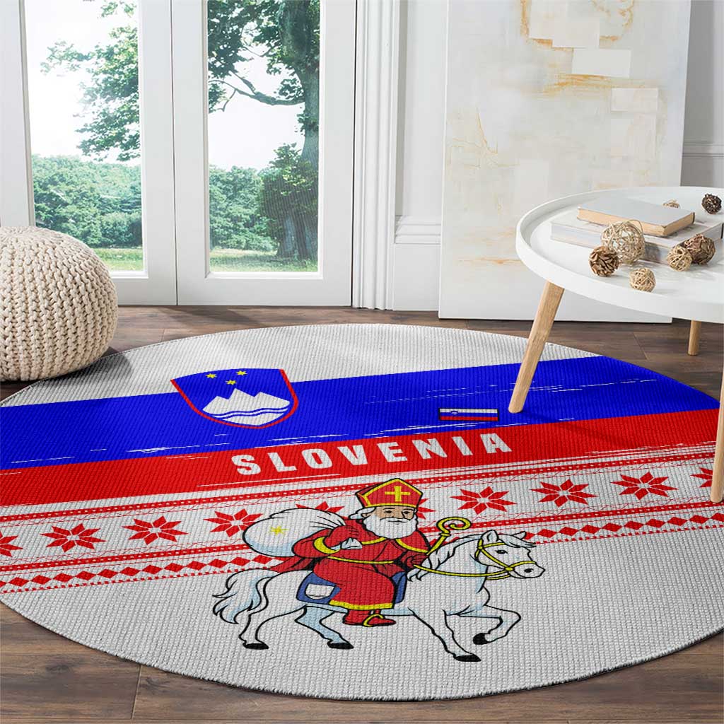 Slovenia Christmas Round Carpet with Saint Nicholas White Horse Snowflake Pattern and National Flag Design - Wonder Print Shop