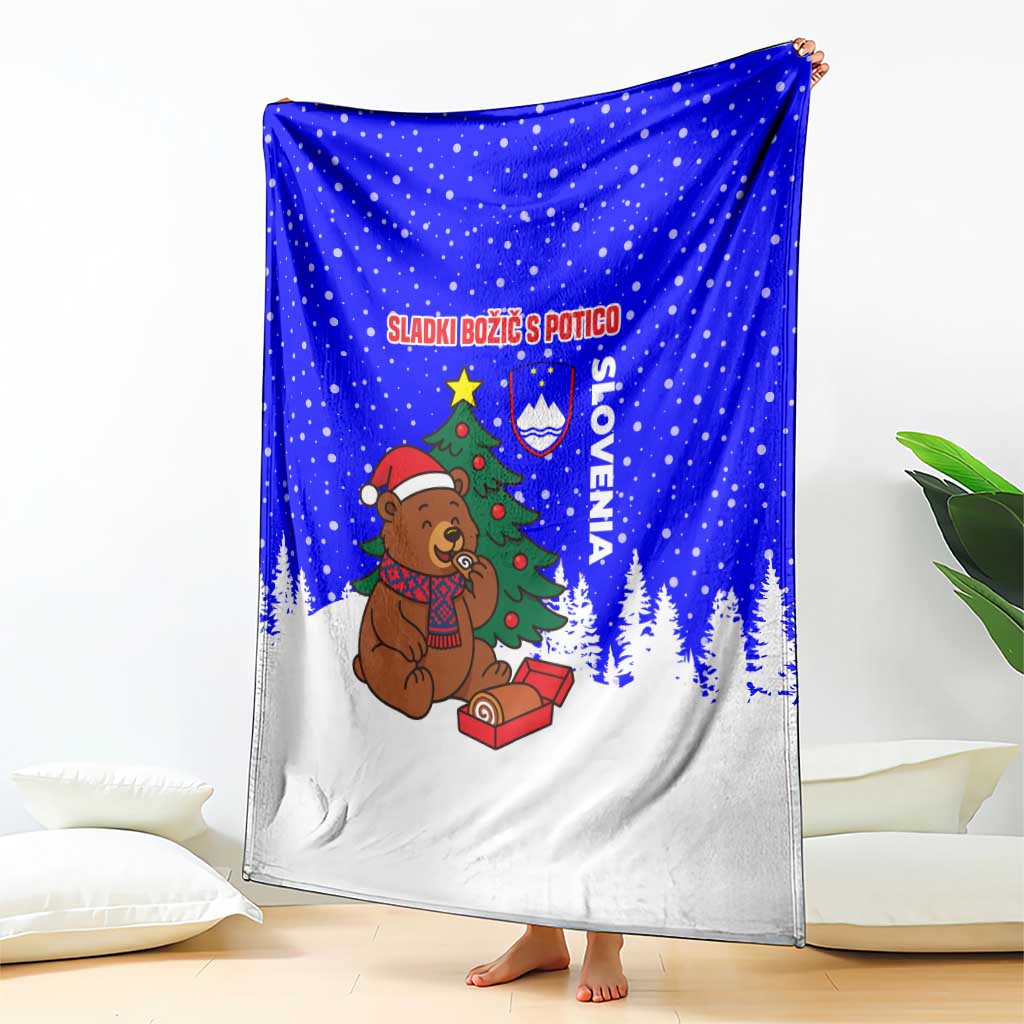 Slovenia Christmas Blanket with Bear Potica Cake Snowy Tree and National Emblem Design - Wonder Print Shop