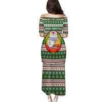 North Korea Christmas Puletasi with Green-Red Design, National Emblem, and Festive Snowflake Motif - Wonder Print Shop