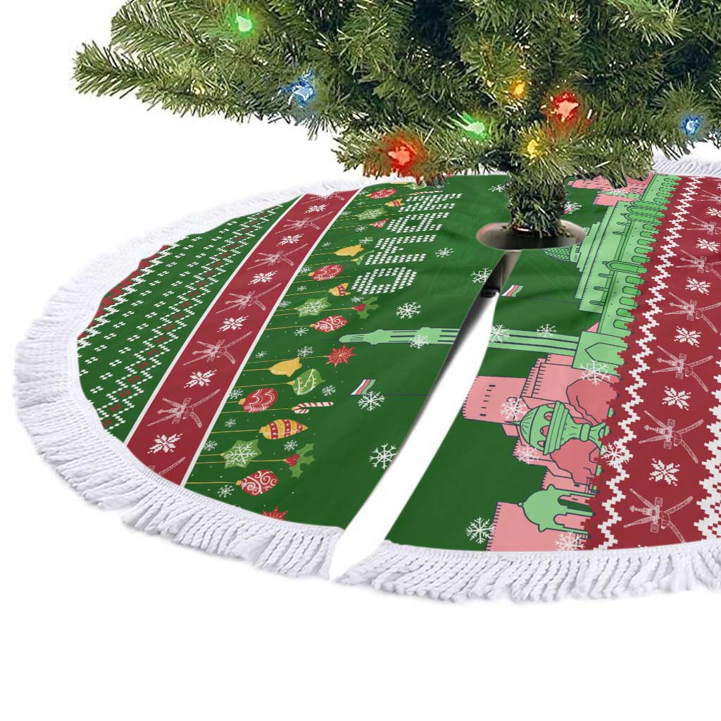 Oman Christmas Tree Skirt with Green-Red Pattern, Mosque and Fort Landmarks, and Festive Ornament Motif - Wonder Print Shop