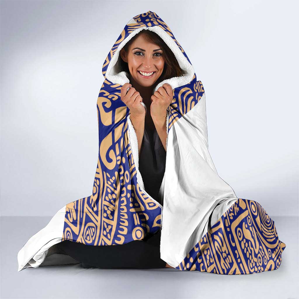 Honduras Hooded Blanket National Emblem Blended with Traditional Patterns - Cultural Heritage Design