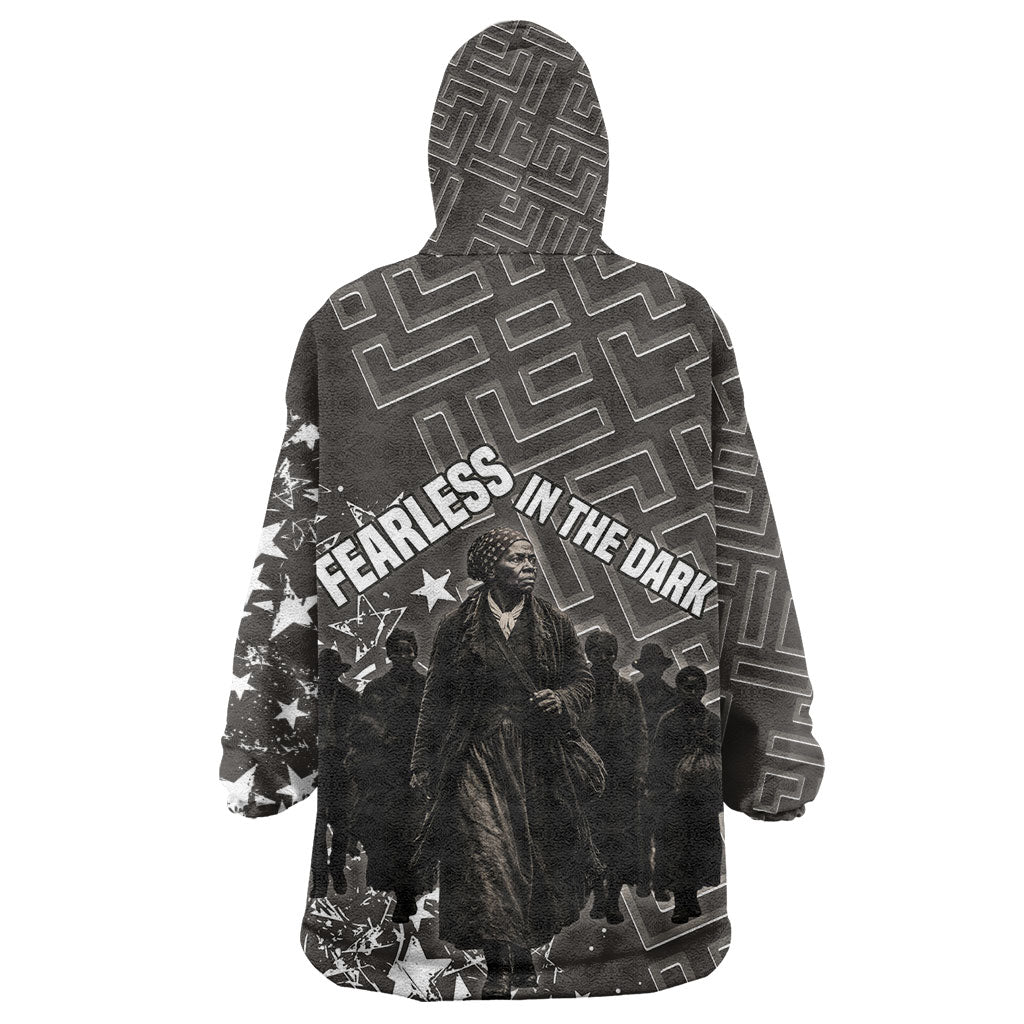 Harriet Tubman Underground Railroad Kid Wearable Blanket Hoodie Fearless In The Dark - Civil Rights Hero Vintage Art