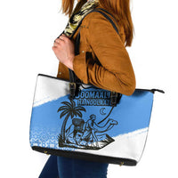 Somalia Leather Tote Bag with Soomaaliya Ha Noolaato Nomad Moon Flag Spirit