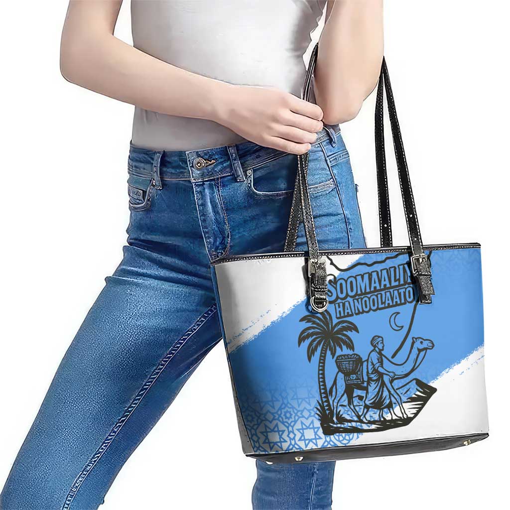 Somalia Leather Tote Bag with Soomaaliya Ha Noolaato Nomad Moon Flag Spirit