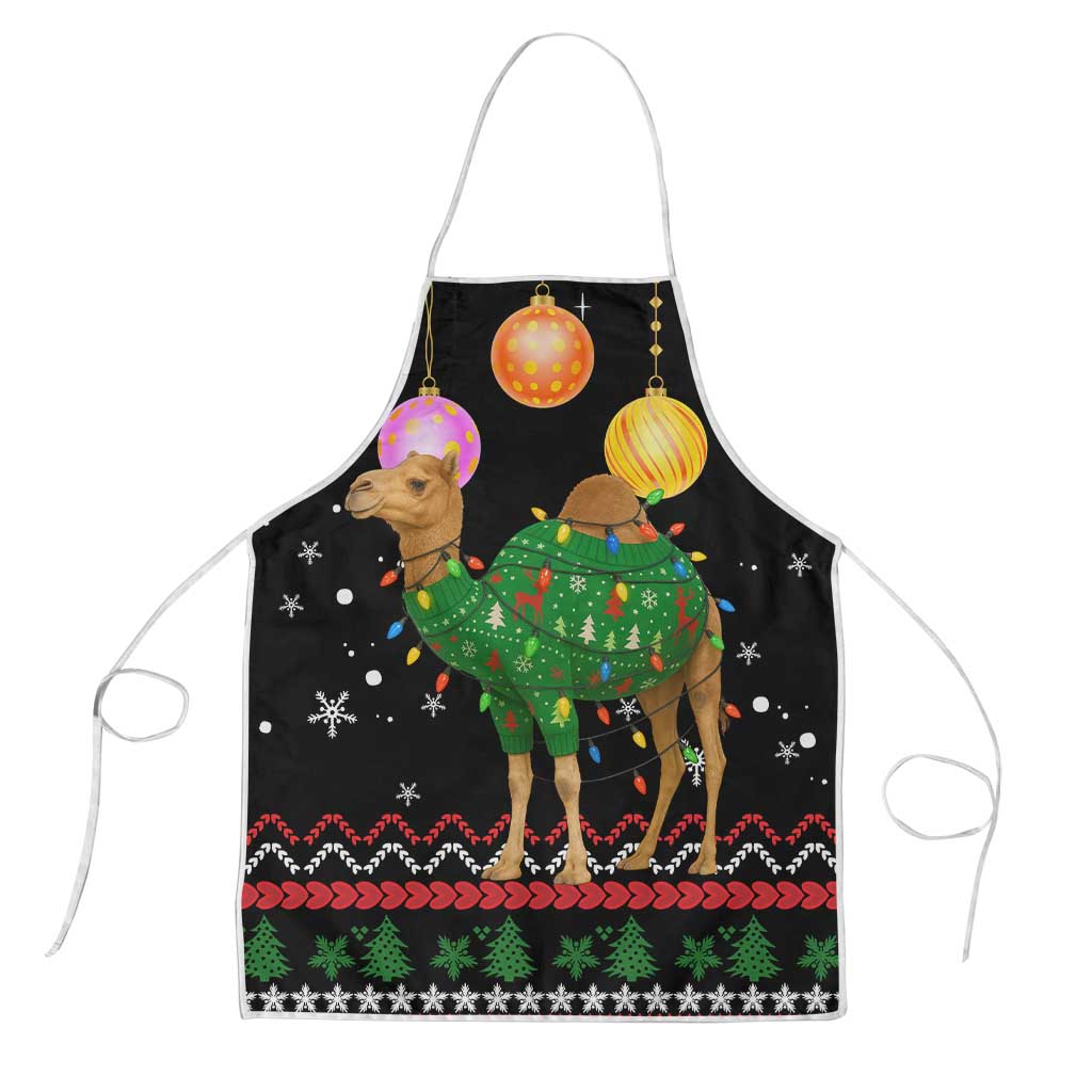 Kuwait Christmas Apron with Camel in Festive Ornaments Snowflakes and Green Red - Wonder Print Shop