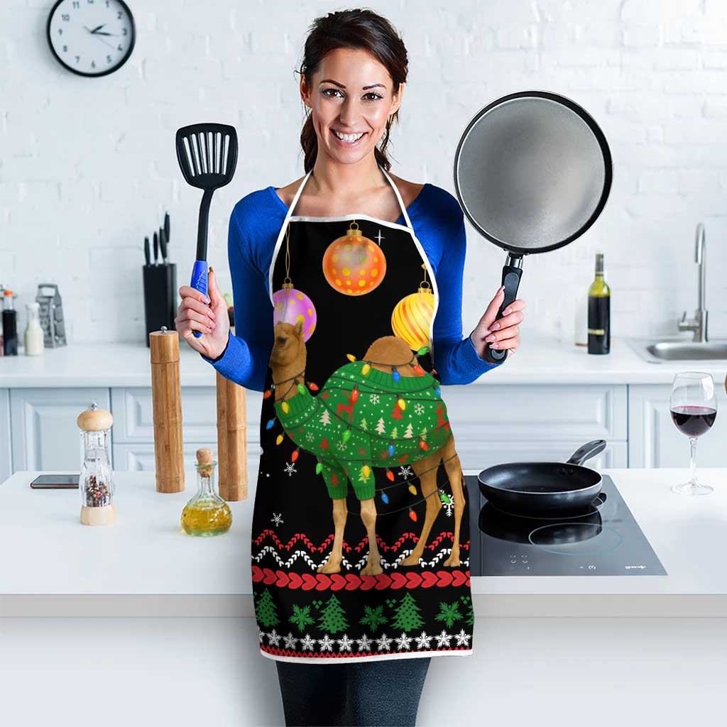 Kuwait Christmas Apron with Camel in Festive Ornaments Snowflakes and Green Red - Wonder Print Shop