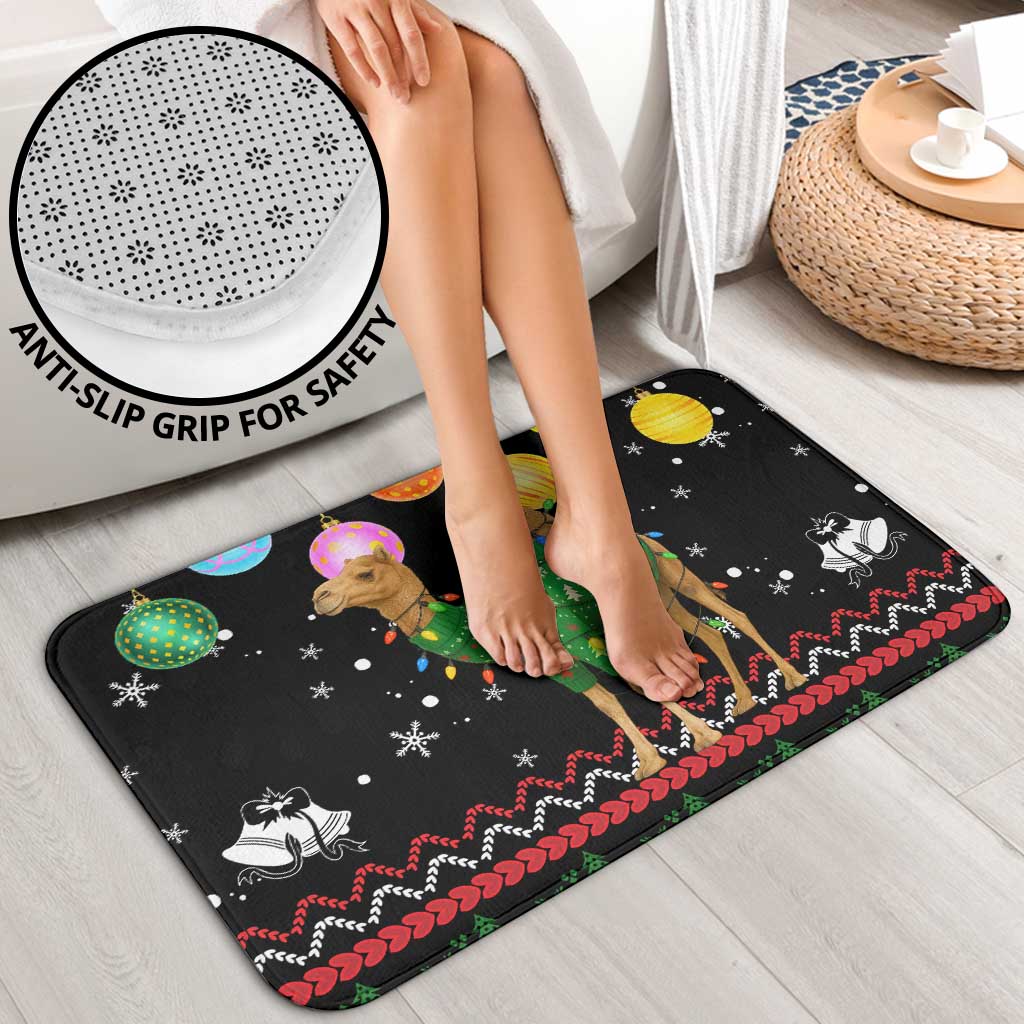 Kuwait Christmas Bathroom Set with Camel in Festive Ornaments Snowflakes and Green Red - Wonder Print Shop