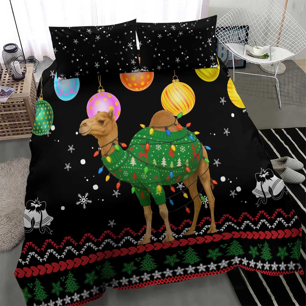 Kuwait Christmas Bedding Set with Camel in Festive Ornaments Snowflakes and Green Red - Wonder Print Shop