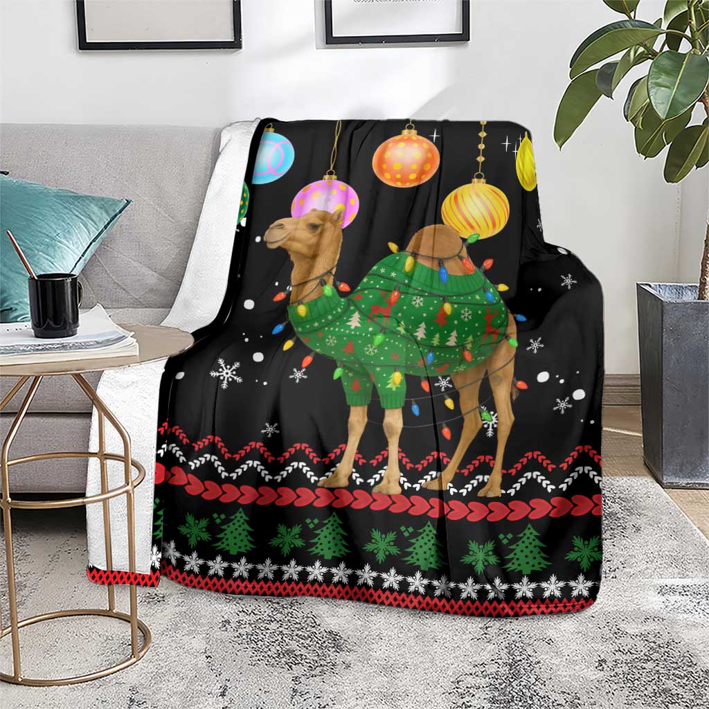 Kuwait Christmas Blanket with Camel in Festive Ornaments Snowflakes and Green Red - Wonder Print Shop
