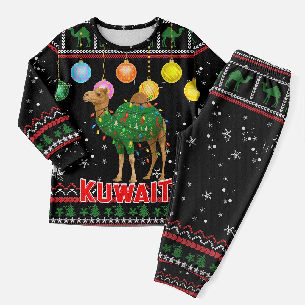 Kuwait Christmas Pajama Set with Camel in Festive Ornaments Snowflakes and Green Red - Wonder Print Shop