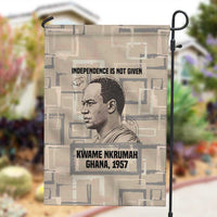 Kwame Nkrumah Garden Flag with Raised Fist Design and Independence Quote Ghana 1957 Tribute - Wonder Print Shop