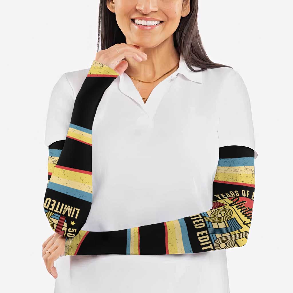 Vintage 1976 Birthday Celebration Arm Sleeves 50th Birthday for Him - Retro Distressed Stripe Pattern