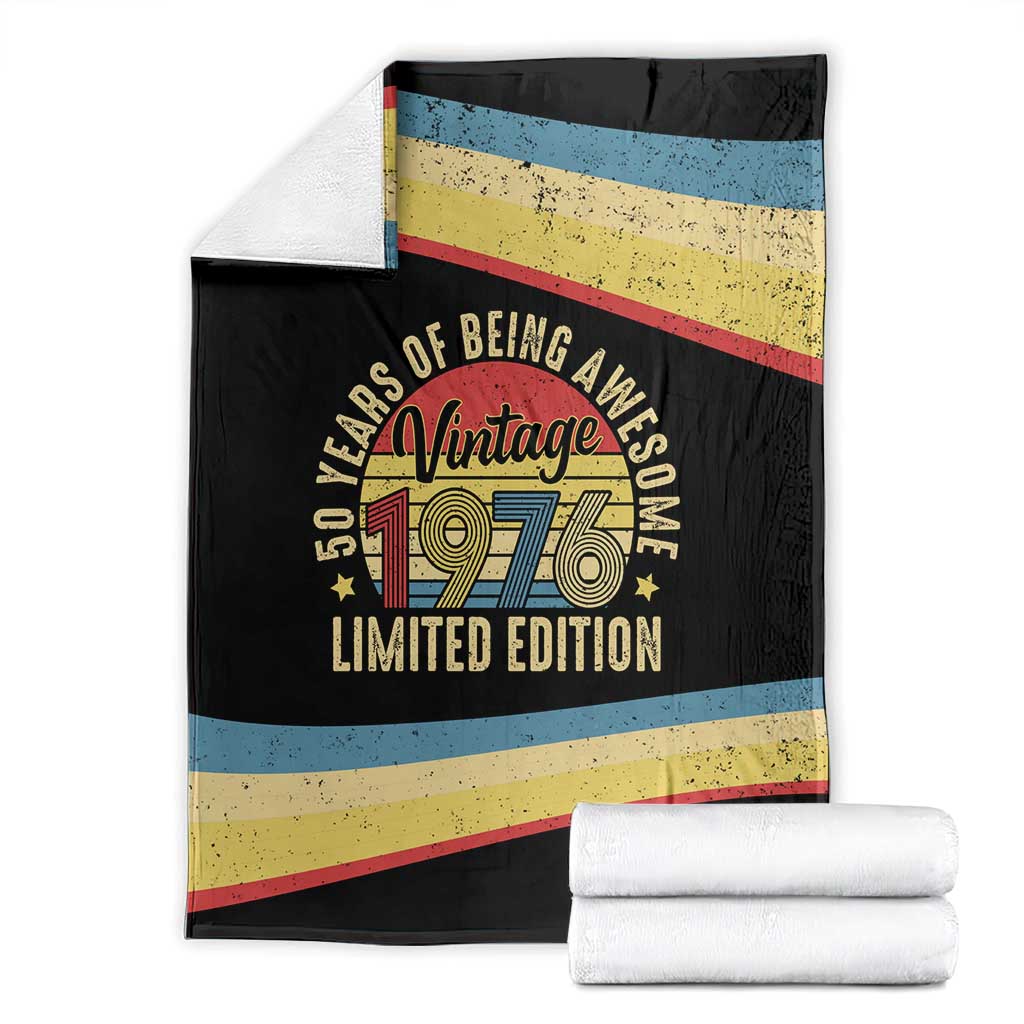 Vintage 1976 Birthday Celebration Blanket 50th Birthday for Him - Retro Distressed Stripe Pattern
