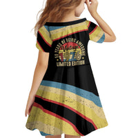 Vintage 1976 Birthday Celebration Kid Short Sleeve Dress 50th Birthday for Him - Retro Distressed Stripe Pattern