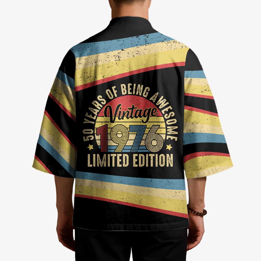 Vintage 1976 Birthday Celebration Kimono 50th Birthday for Him - Retro Distressed Stripe Pattern