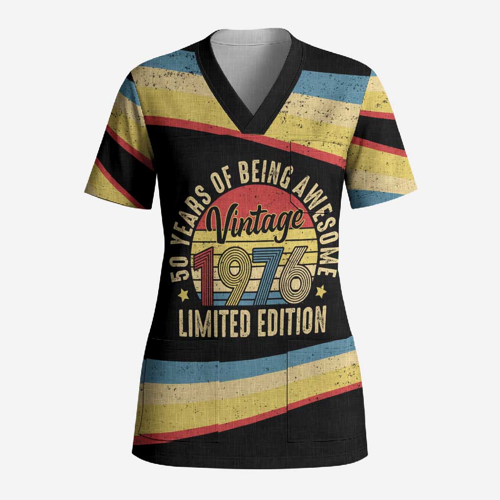 Vintage 1976 Birthday Celebration Scrub Top 50th Birthday for Him - Retro Distressed Stripe Pattern