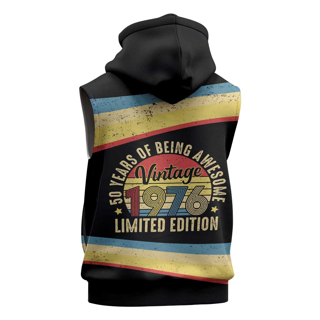 Vintage 1976 Birthday Celebration Sleeveless Hoodie 50th Birthday for Him - Retro Distressed Stripe Pattern