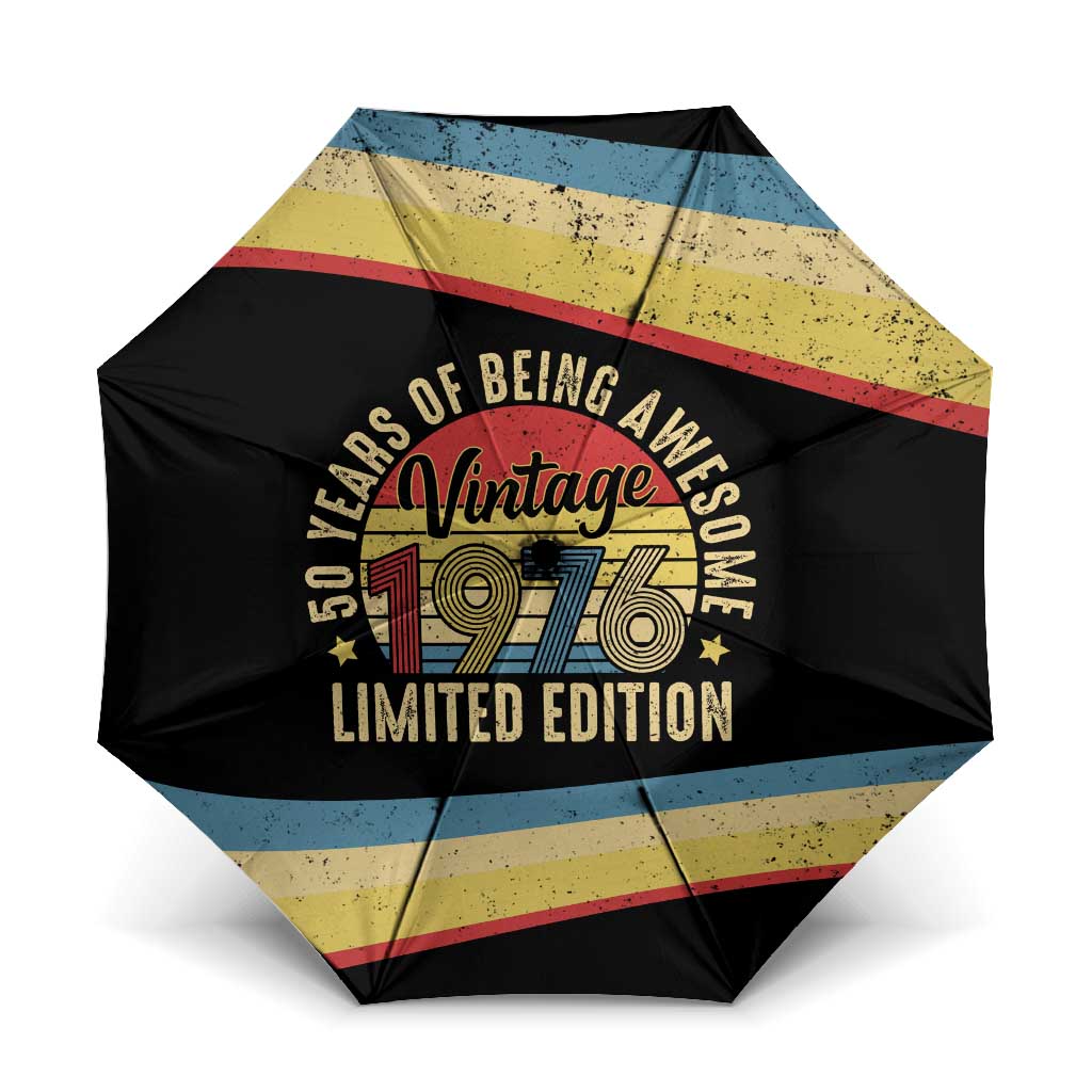 Vintage 1976 Birthday Celebration Umbrella 50th Birthday for Him - Retro Distressed Stripe Pattern