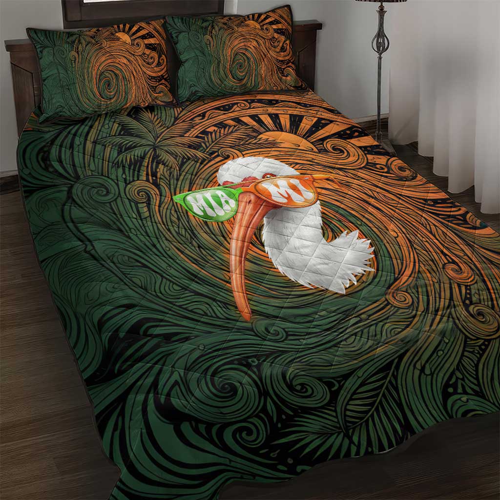 Vintage American White Ibis Quilt Bed Set Miami Sunglasses Artistic Tribal Wave Pattern