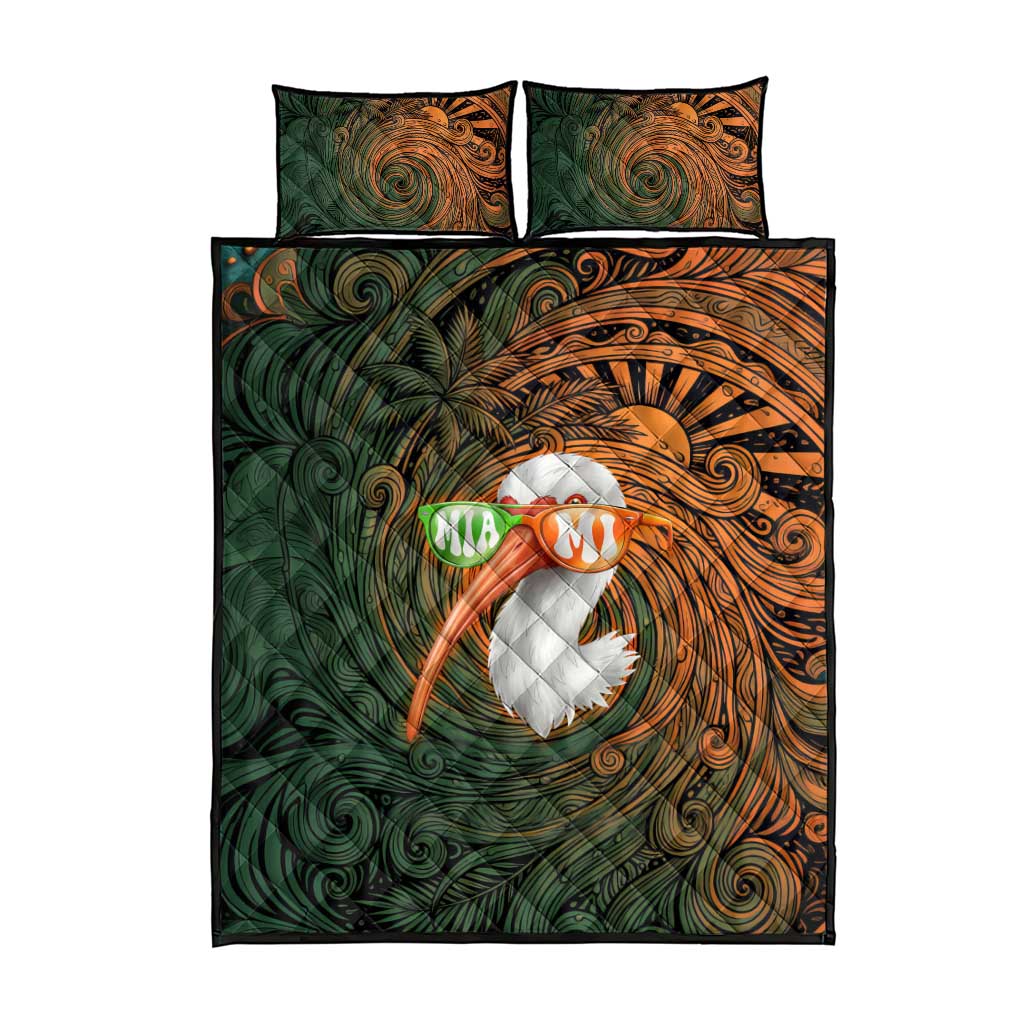 Vintage American White Ibis Quilt Bed Set Miami Sunglasses Artistic Tribal Wave Pattern