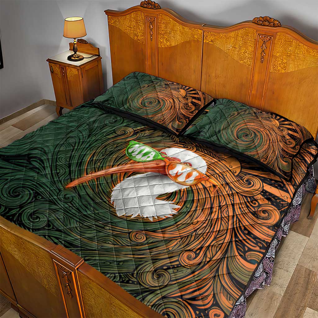 Vintage American White Ibis Quilt Bed Set Miami Sunglasses Artistic Tribal Wave Pattern
