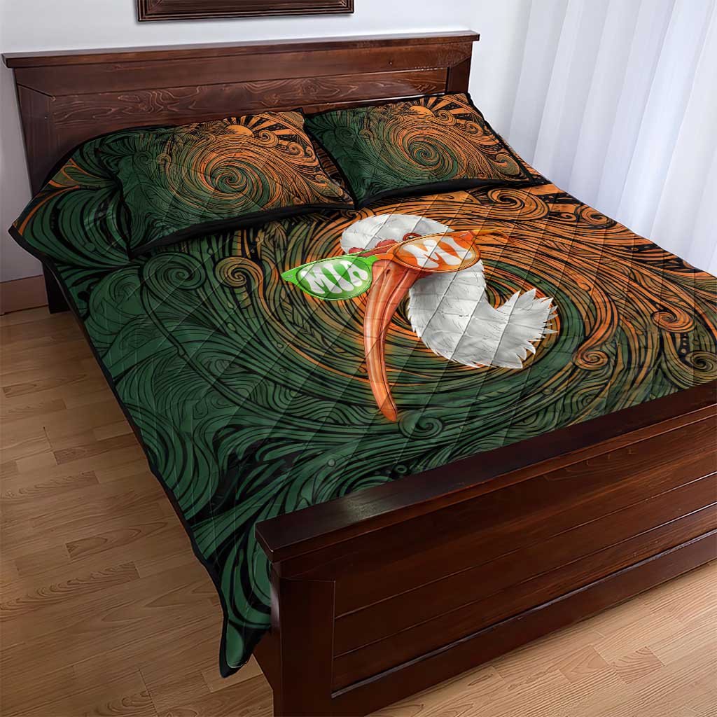 Vintage American White Ibis Quilt Bed Set Miami Sunglasses Artistic Tribal Wave Pattern