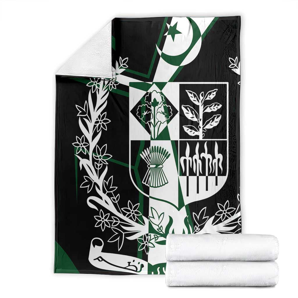 Pakistan Emblem Blanket Eagle-Shaped Design with National Symbol