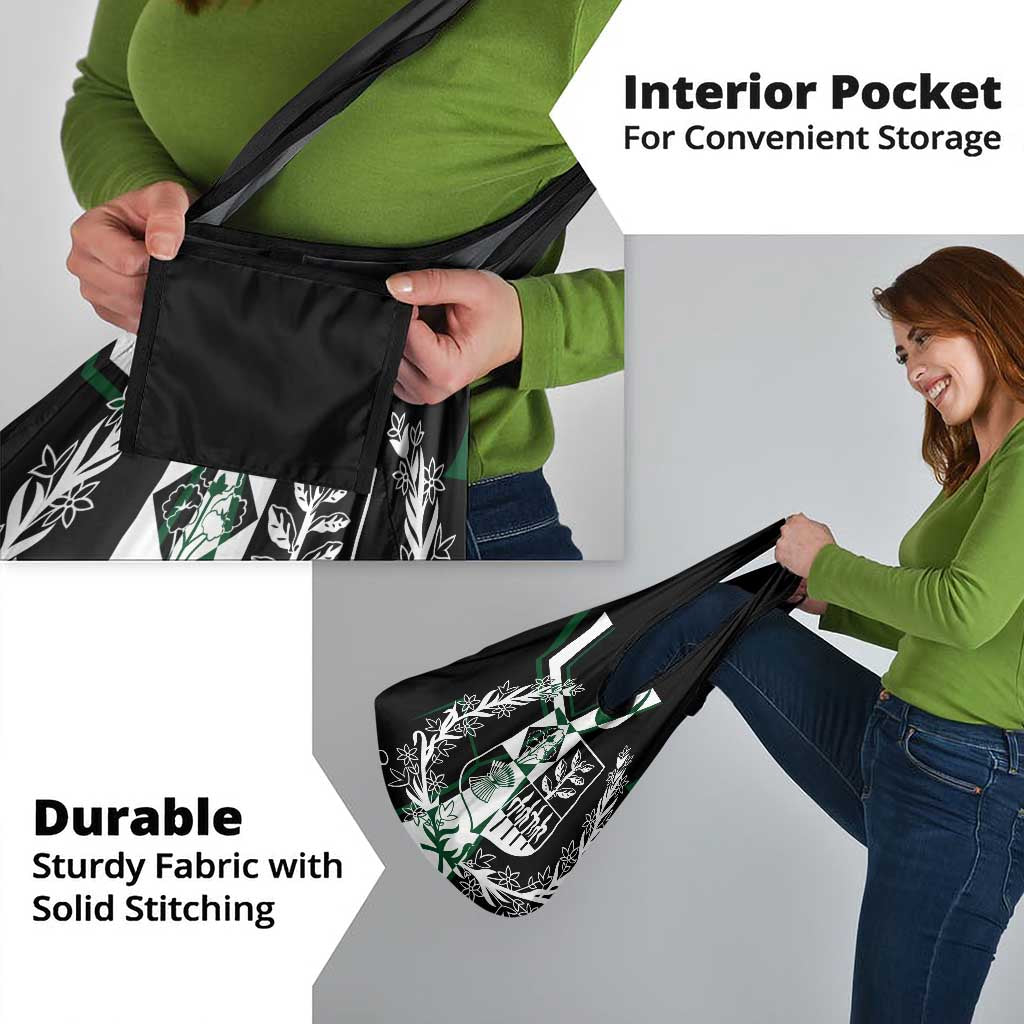 Pakistan Emblem Grocery Bag Eagle-Shaped Design with National Symbol