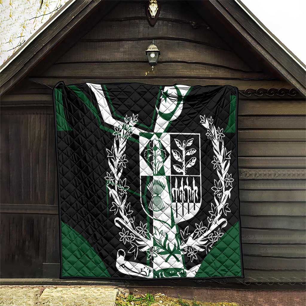 Pakistan Emblem Quilt Eagle-Shaped Design with National Symbol