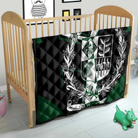 Pakistan Emblem Quilt Eagle-Shaped Design with National Symbol