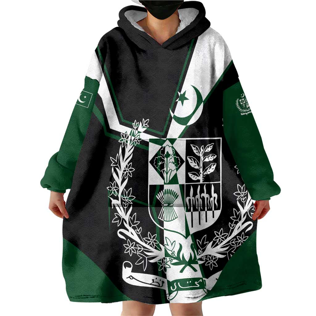 Pakistan Emblem Wearable Blanket Hoodie Eagle-Shaped Design with National Symbol